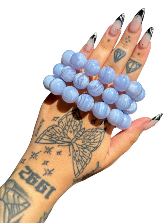 TOP QUALITY Blue Lace Agate Bracelet w/BEAUTIFUL BANDINGS + DRUZY! (14.3 mm- 15.7 mm)